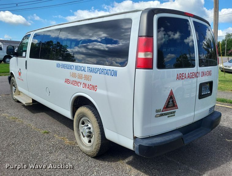 image for item DP5231 2014 Chevrolet Express 3500  van