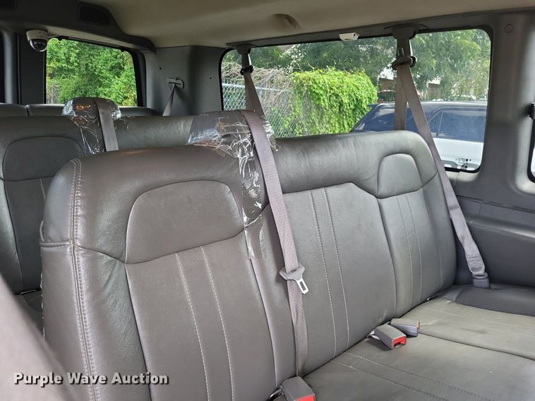 image for item DP5231 2014 Chevrolet Express 3500  van