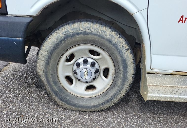 image for item DP5231 2014 Chevrolet Express 3500  van