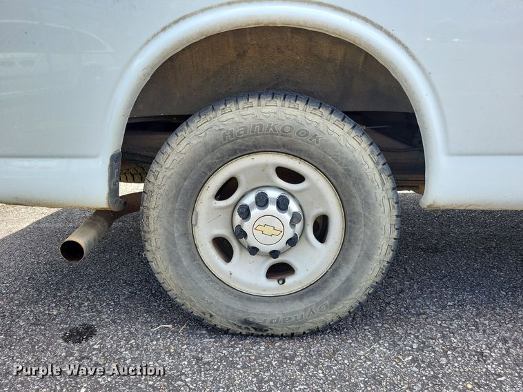 image for item DP5231 2014 Chevrolet Express 3500  van