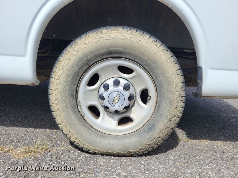 image for item DP5231 2014 Chevrolet Express 3500  van