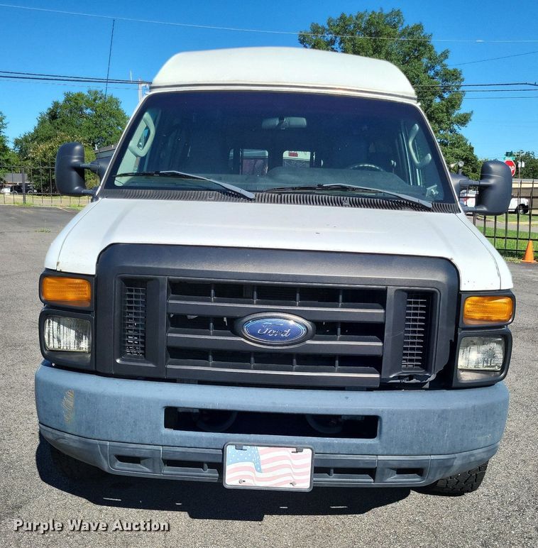 image for item DP5232 2012 Ford E350 Super Duty  handicap accessible van