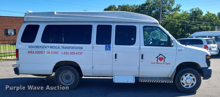 image for item DP5232 2012 Ford E350 Super Duty  handicap accessible van