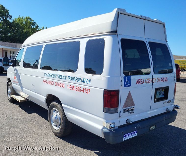 image for item DP5232 2012 Ford E350 Super Duty  handicap accessible van