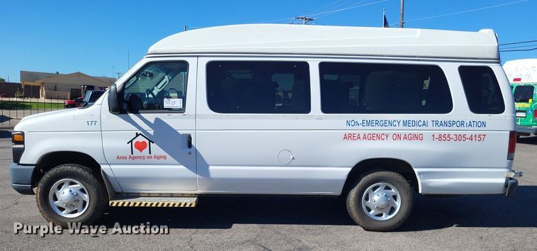 image for item DP5232 2012 Ford E350 Super Duty  handicap accessible van