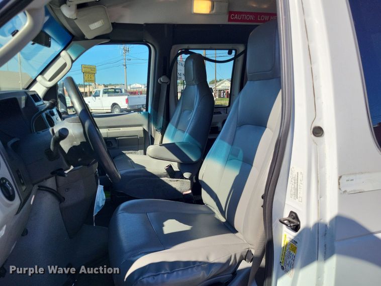 image for item DP5232 2012 Ford E350 Super Duty  handicap accessible van