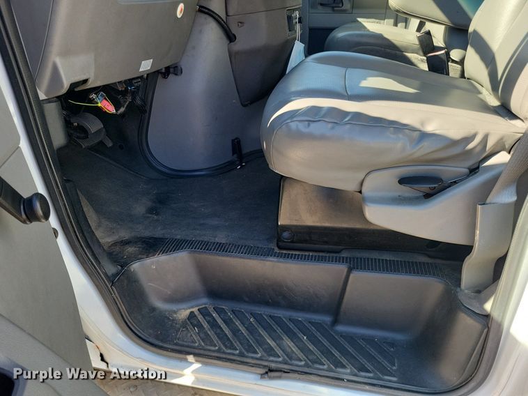 image for item DP5232 2012 Ford E350 Super Duty  handicap accessible van