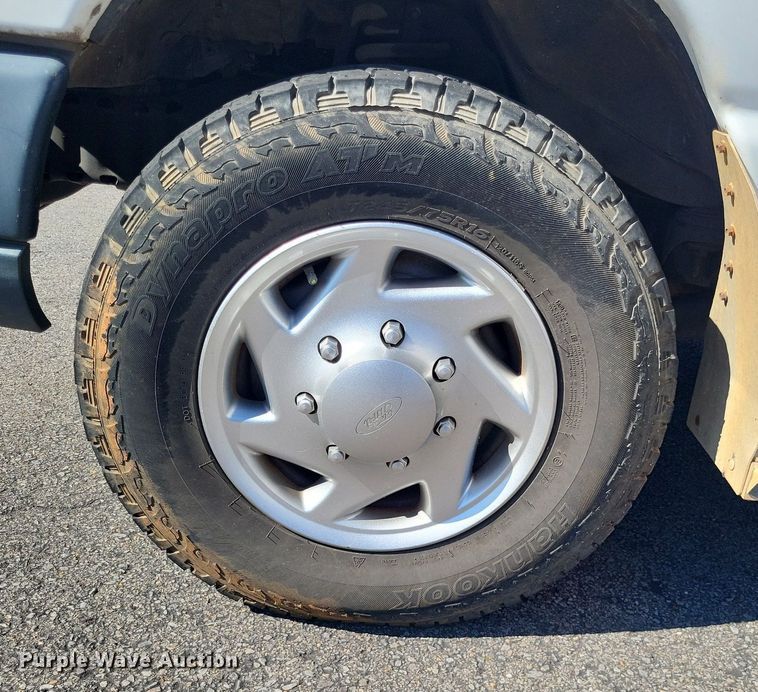 image for item DP5232 2012 Ford E350 Super Duty  handicap accessible van