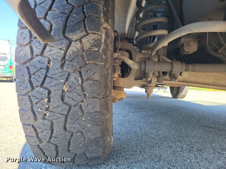 image for item DP5232 2012 Ford E350 Super Duty  handicap accessible van