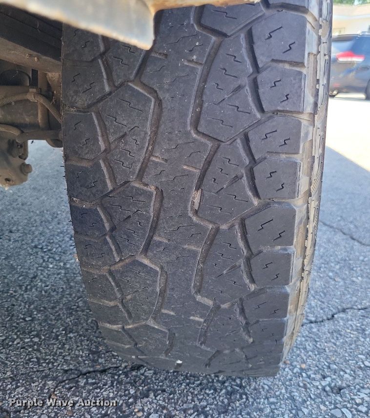 image for item DP5232 2012 Ford E350 Super Duty  handicap accessible van