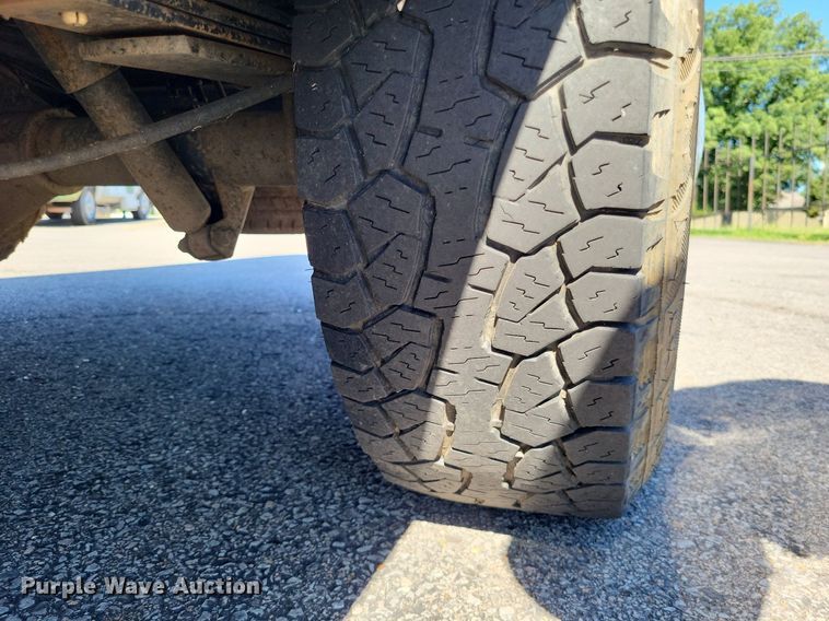 image for item DP5232 2012 Ford E350 Super Duty  handicap accessible van