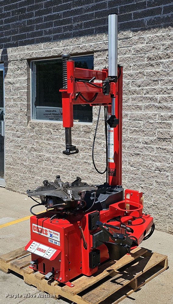 image for item DQ0160 Coats 70XAH3  rim clamp tire machine