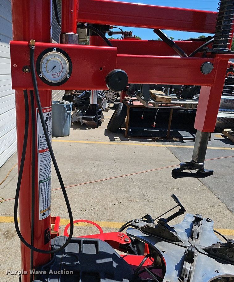 image for item DQ0160 Coats 70XAH3  rim clamp tire machine