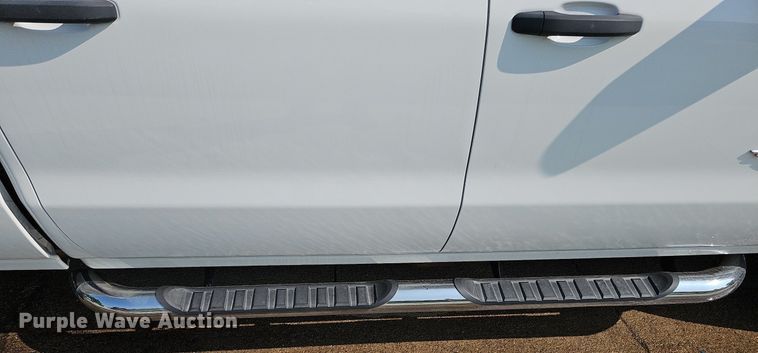 image for item DQ0199 2014 Chevrolet Silverado 1500  Crew Cab pickup truck