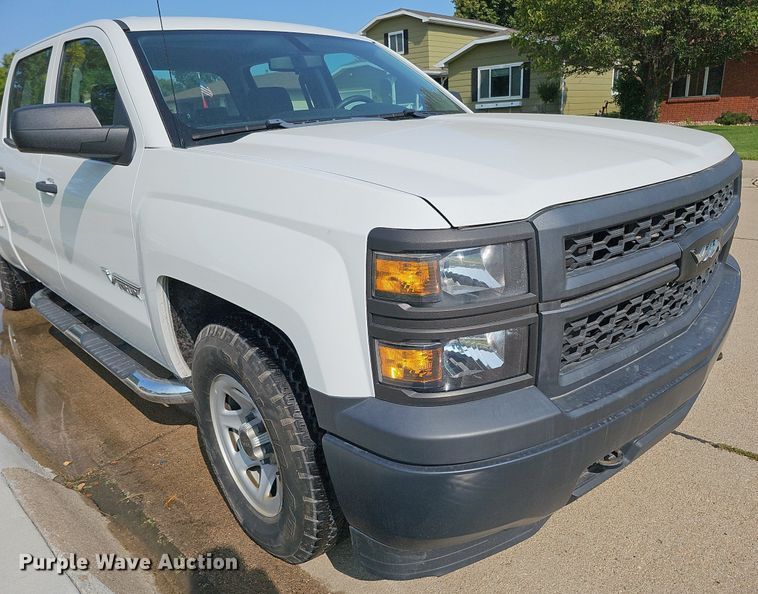 image for item DQ0199 2014 Chevrolet Silverado 1500  Crew Cab pickup truck