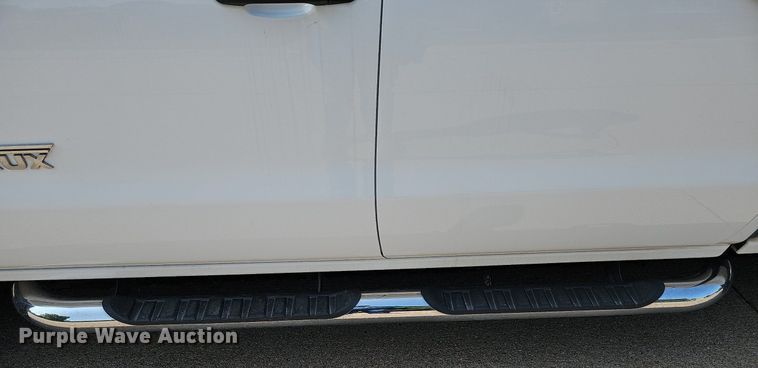 image for item DQ0199 2014 Chevrolet Silverado 1500  Crew Cab pickup truck