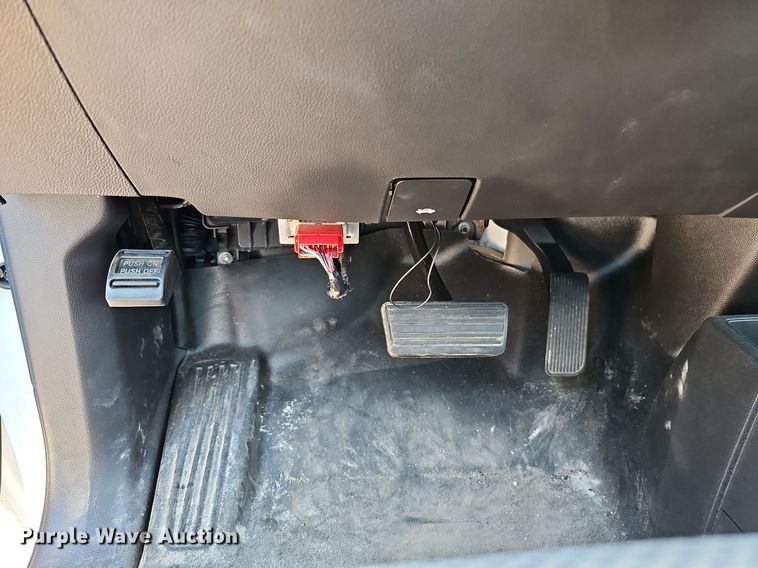 image for item DQ0199 2014 Chevrolet Silverado 1500  Crew Cab pickup truck