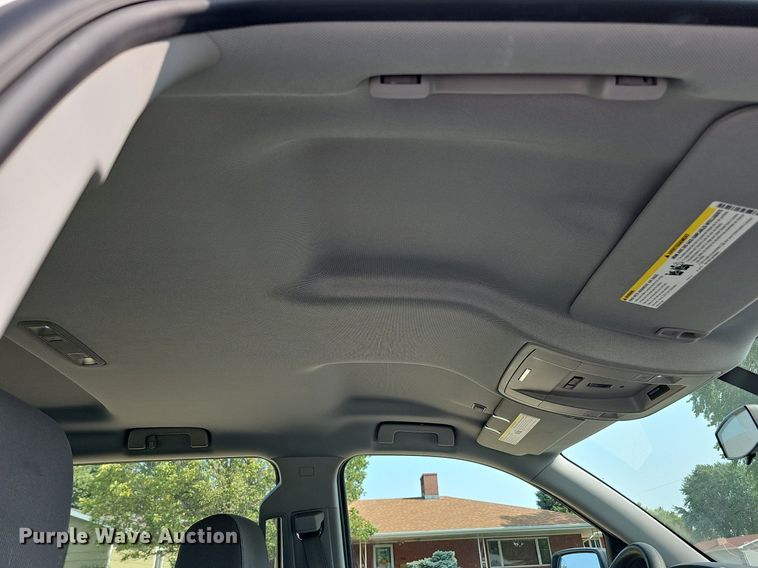 image for item DQ0199 2014 Chevrolet Silverado 1500  Crew Cab pickup truck