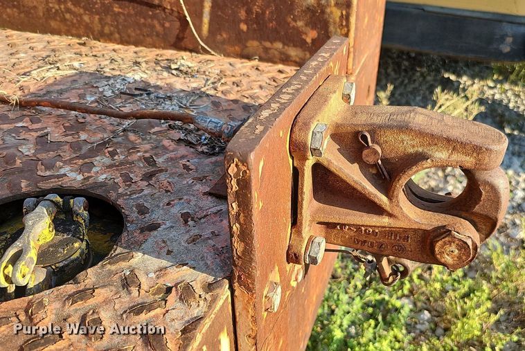 image for item DQ0247 1963 Northwestern Motor Co JG-40FK-2  aircraft tug