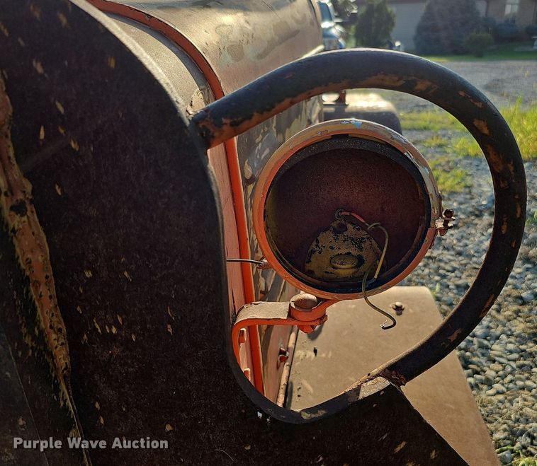 image for item DQ0247 1963 Northwestern Motor Co JG-40FK-2  aircraft tug