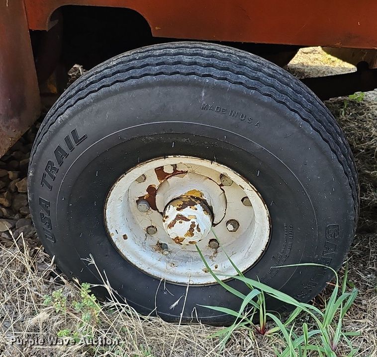 image for item DQ0247 1963 Northwestern Motor Co JG-40FK-2  aircraft tug