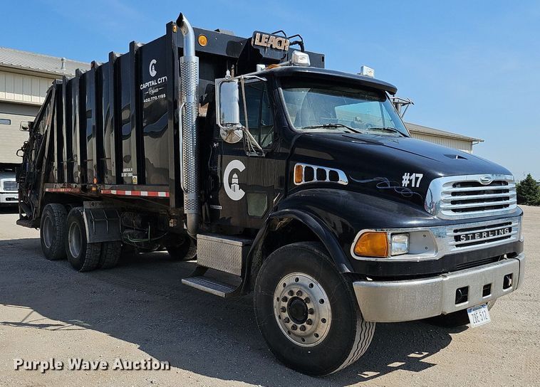 image for item DQ0250 2002 Sterling M8500 Acterra  refuse truck