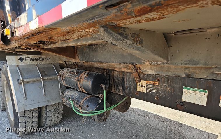 image for item DQ0250 2002 Sterling M8500 Acterra  refuse truck