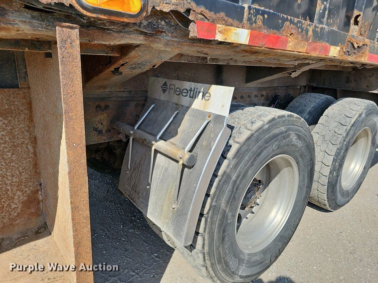 image for item DQ0250 2002 Sterling M8500 Acterra  refuse truck