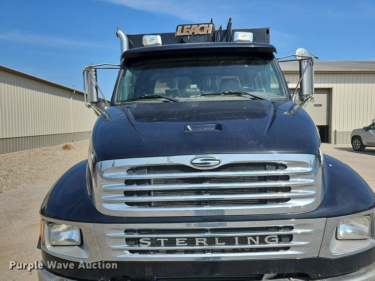 image for item DQ0250 2002 Sterling M8500 Acterra  refuse truck