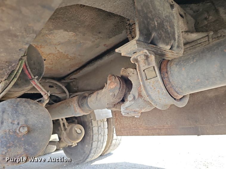 image for item DQ0250 2002 Sterling M8500 Acterra  refuse truck