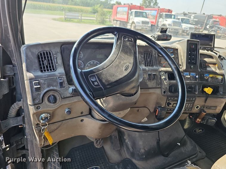 image for item DQ0250 2002 Sterling M8500 Acterra  refuse truck