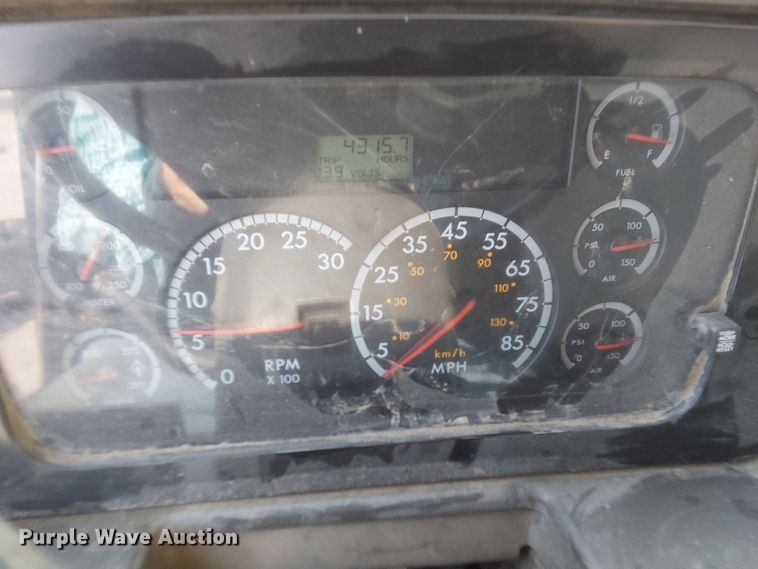 image for item DQ0250 2002 Sterling M8500 Acterra  refuse truck