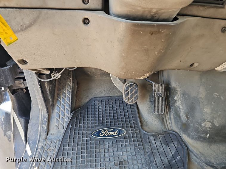 image for item DQ0250 2002 Sterling M8500 Acterra  refuse truck