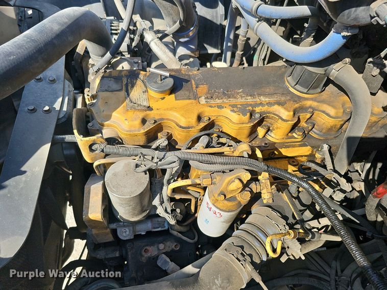 image for item DQ0250 2002 Sterling M8500 Acterra  refuse truck