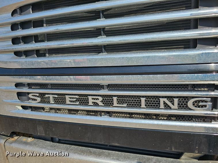 image for item DQ0250 2002 Sterling M8500 Acterra  refuse truck