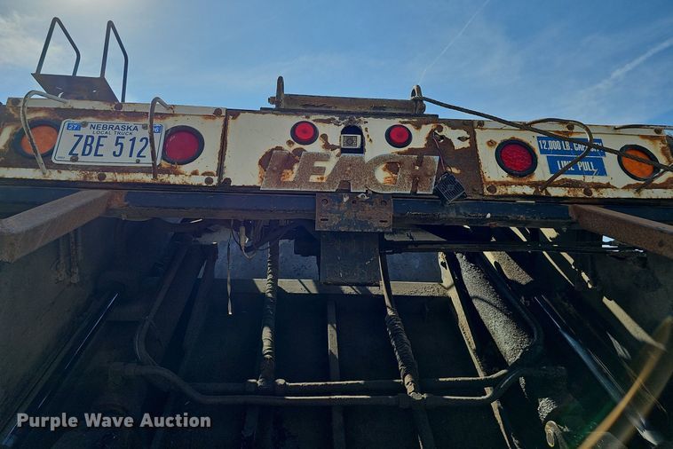 image for item DQ0250 2002 Sterling M8500 Acterra  refuse truck