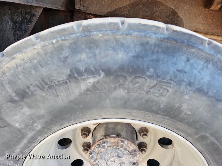 image for item DQ0250 2002 Sterling M8500 Acterra  refuse truck