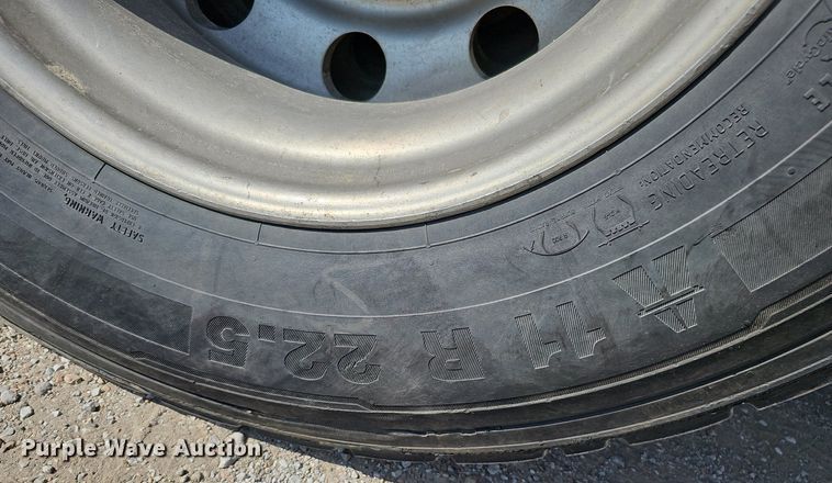 image for item DQ0250 2002 Sterling M8500 Acterra  refuse truck