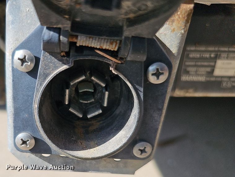 image for item DQ0251 1993 Chevrolet C3500  Crew Cab pickup truck