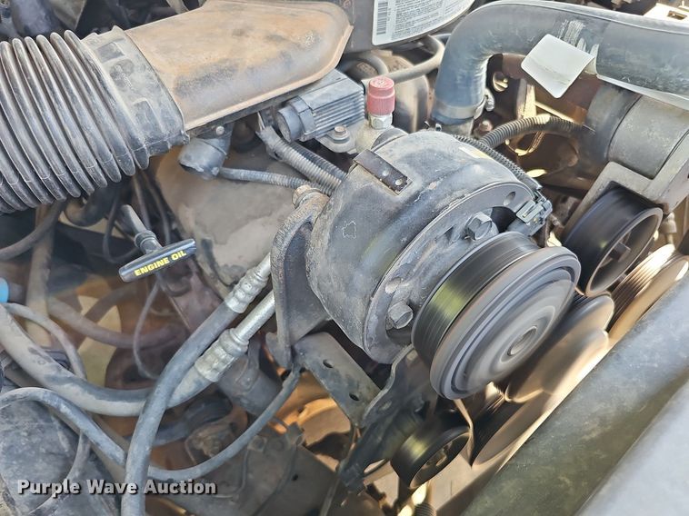 image for item DQ0251 1993 Chevrolet C3500  Crew Cab pickup truck