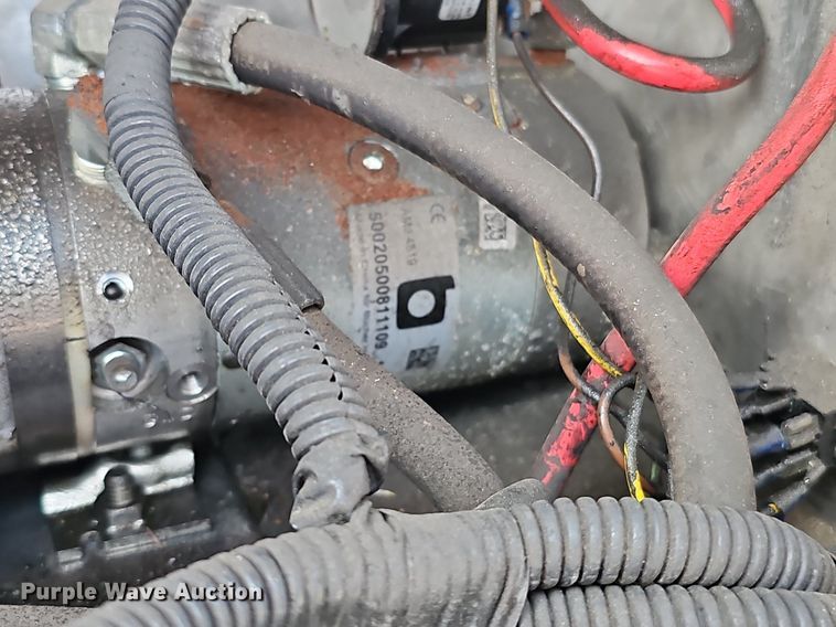 image for item DQ0253 2015 JD Welding & Sandblasting LLC  mobile home toter bed