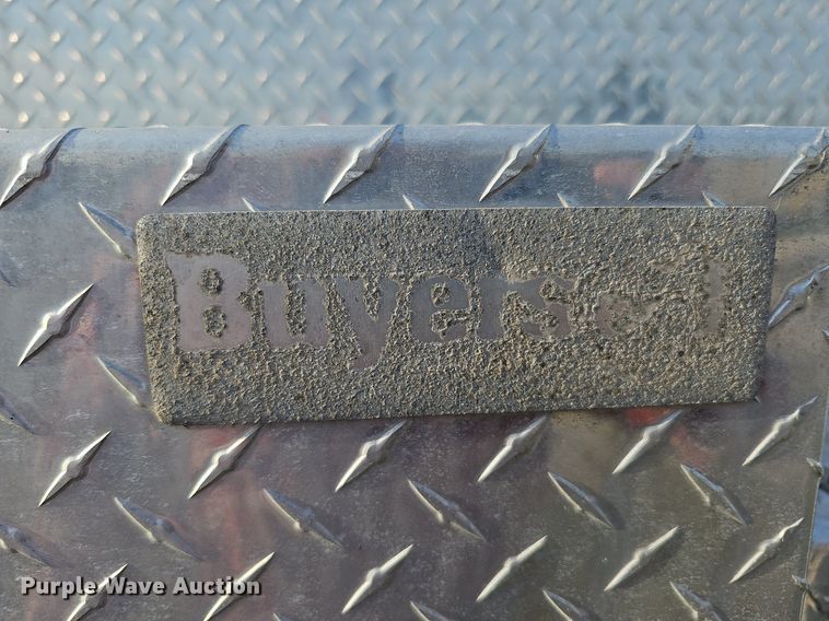 image for item DQ0253 2015 JD Welding & Sandblasting LLC  mobile home toter bed