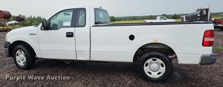 image for item DQ0261 2006 Ford F150  SuperCap pickup truck