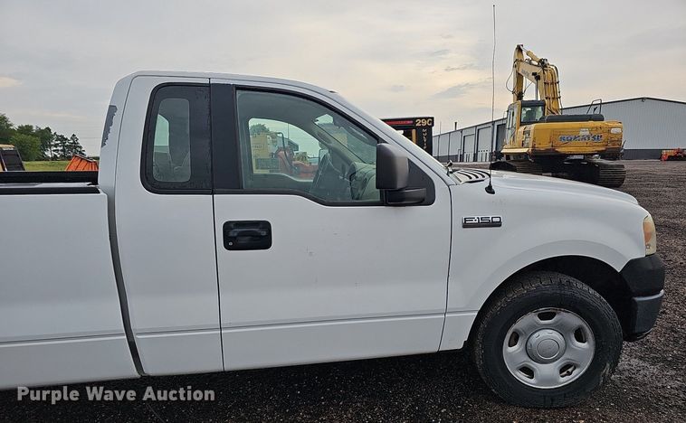 image for item DQ0261 2006 Ford F150  SuperCap pickup truck