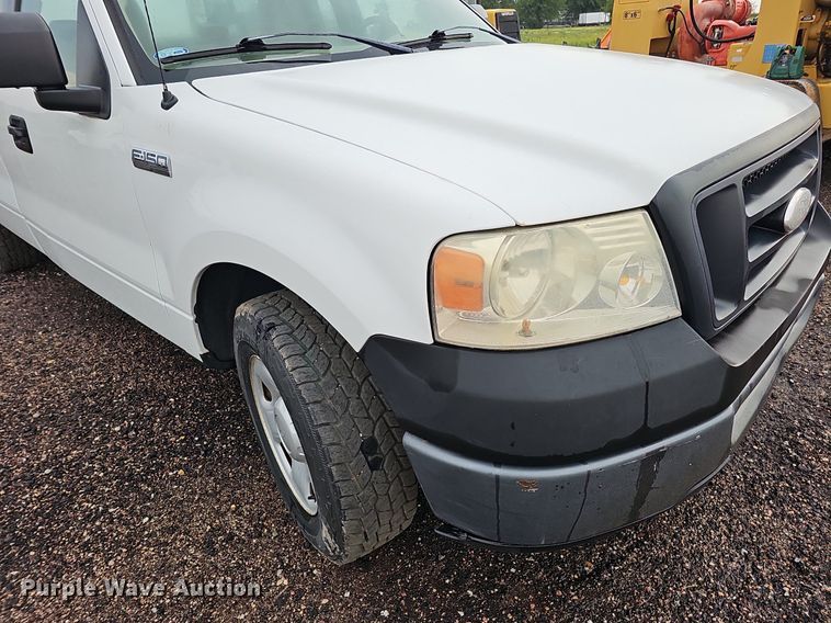 image for item DQ0261 2006 Ford F150  SuperCap pickup truck