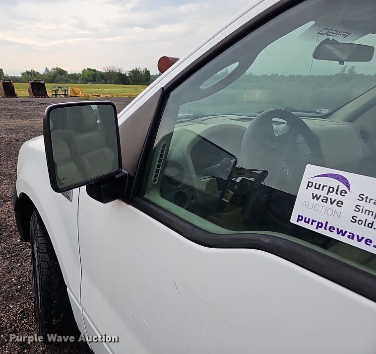 image for item DQ0261 2006 Ford F150  SuperCap pickup truck