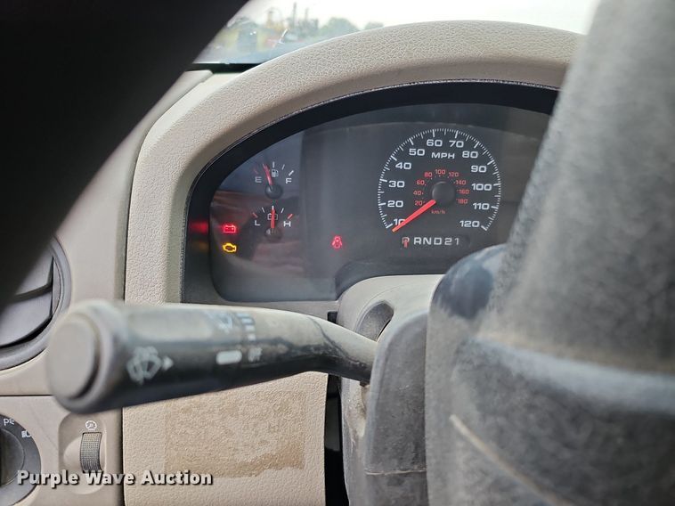 image for item DQ0261 2006 Ford F150  SuperCap pickup truck