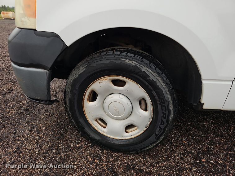 image for item DQ0261 2006 Ford F150  SuperCap pickup truck