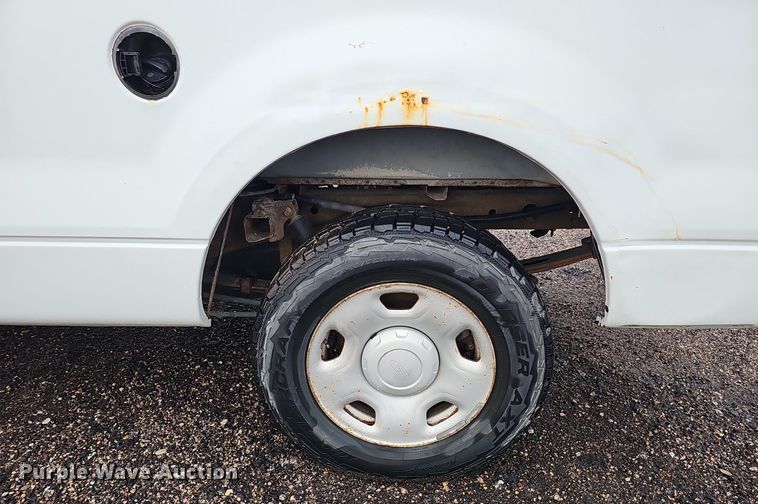 image for item DQ0261 2006 Ford F150  SuperCap pickup truck