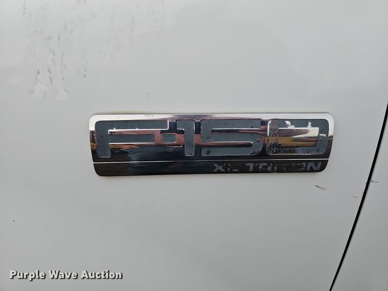 image for item DQ0261 2006 Ford F150  SuperCap pickup truck